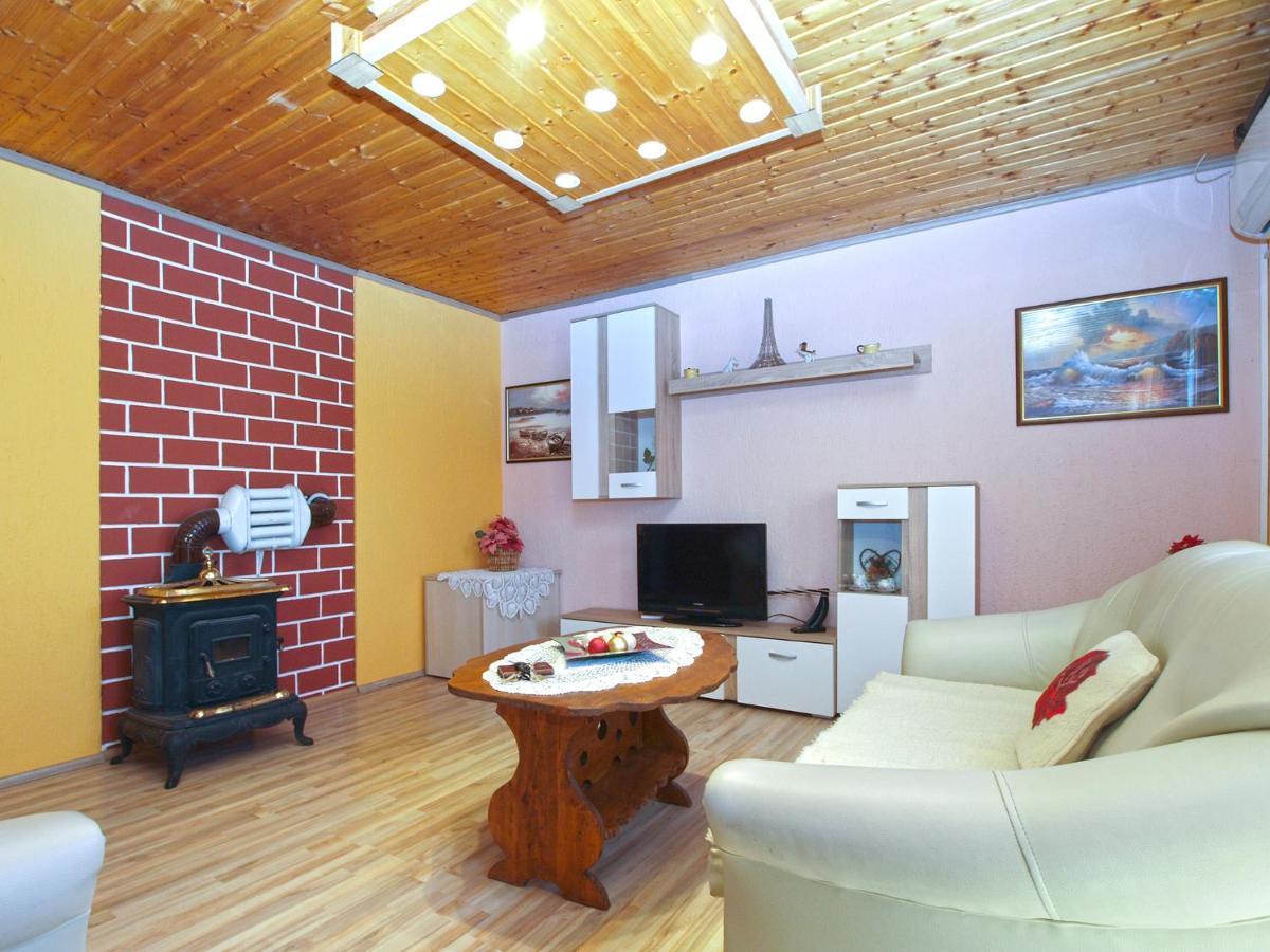Apartment Nikica 782 Πούλα Εξωτερικό φωτογραφία